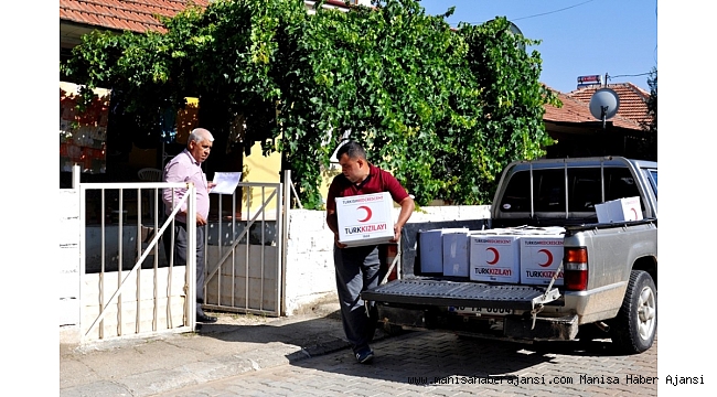 İhtiyaç sahibi ailelerin yüzü Kızılay&#039;la gülüyor