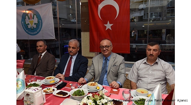 Manisa protokolü Başkan Ergün&#039;ün iftarında buluştu