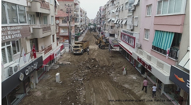 Turgutlu'nun Cumhuriyet Caddesine yenileme