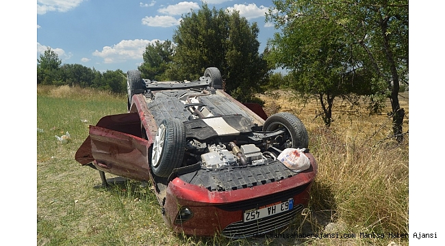 Virajı alamayan otomobil tarlaya uçtu: 5 yaralı