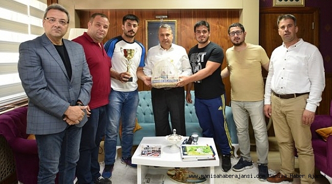 BAŞKAN ÇERÇİ BAŞARILI BAŞPEHLİVAN GÖKÇEN’İ AĞIRLADI