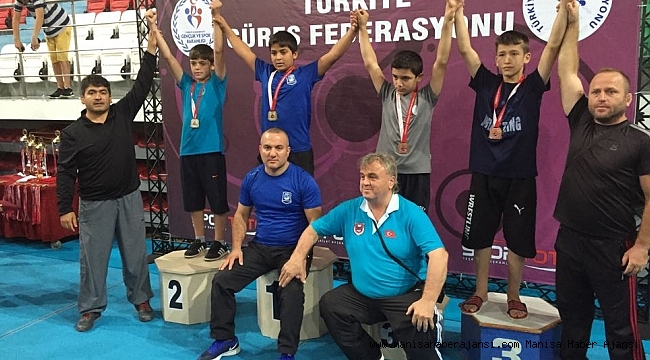 YUNUSEMRELİ GÜREŞÇİLERDEN BÜYÜK BAŞARI