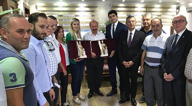 CHP HEYETİ, MANİSA’DA EKONOMİK KRİZ İÇİN 13 MADDELİK REÇETE AÇIKLADI