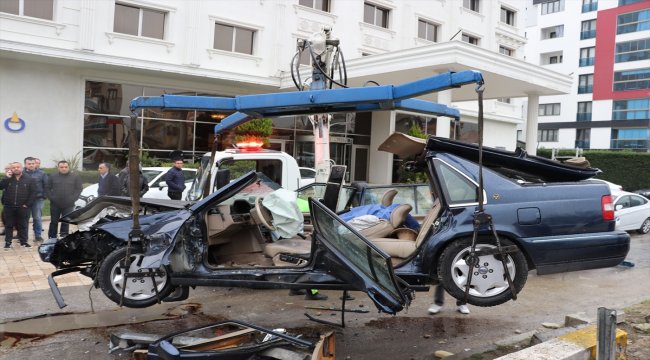 Kazada yaralanan sürücü hayatını kaybetti