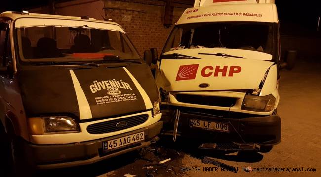 Seçim minibüsü kaza yaptı: 7 yaralı