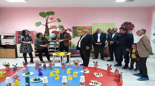 Kaymakam İçen, yıl sonu sergisini açtı