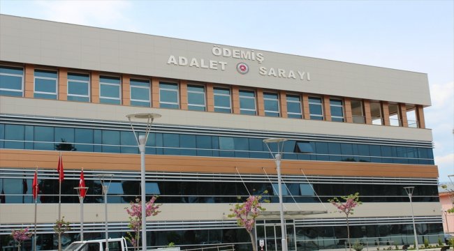 İzmir'de okul müdürünün öldürülmesine ilişkin dava