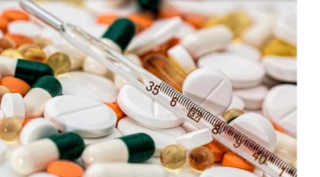 AstraZeneca: Aşının etkili olup olmayacağı temmuz' da belli olur