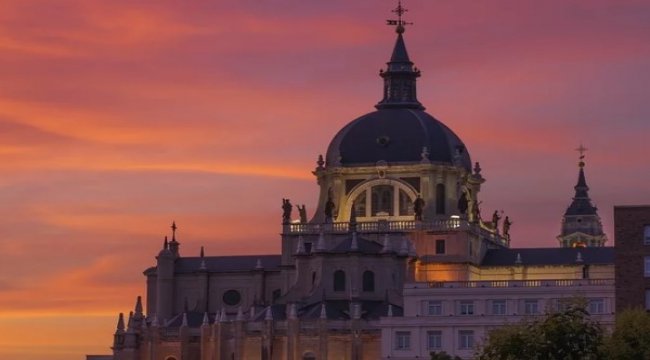 İspanya Başbakanı Sanchez: “Virüs yayılımını kontrol altına almakta başarılı olduk.”