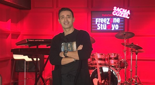 Mustafa Sandal’ın evden koçluk yapacağı Vodafone Freezone Onlıne Müzik Yarışması’na rekor başvuru