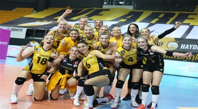 Derbide zafer VakıfBank&#039;ın