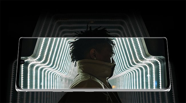 Tarzını yansıt LG Velvet kazan