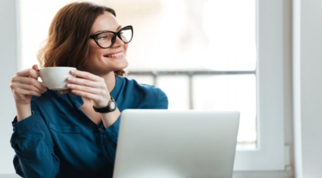 40 Yaşından sonra hayatımıza giren presbiyopi