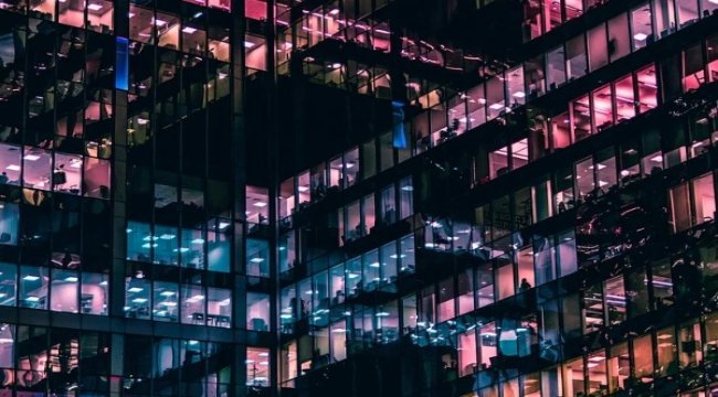 ABD seçimlerinde rekabet kızıştı