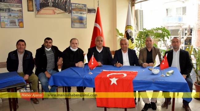 Bitlisliler Derneği’nde Cevdet Çiçek güven tazeledi