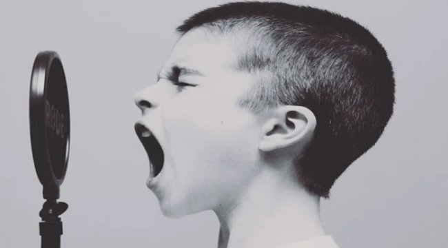 Küçük hoparlör, büyük ses 