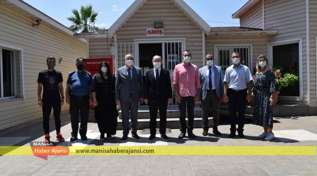 Vali Karadeniz Salihli İlçesini Ziyaret Etti