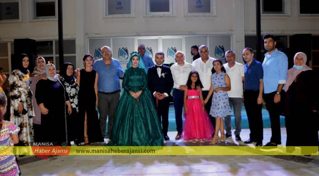 Aras ailesinin mutlu günü