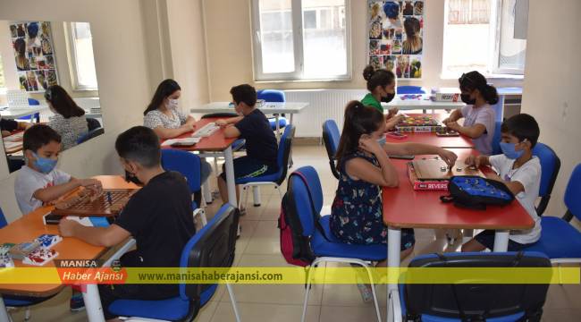 ÇOCUKLAR AKIL OYUNLARINI ÇOK SEVDİ