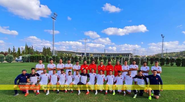 İşitme Engelliler Milli Takımı Riva’da Kampa girdi