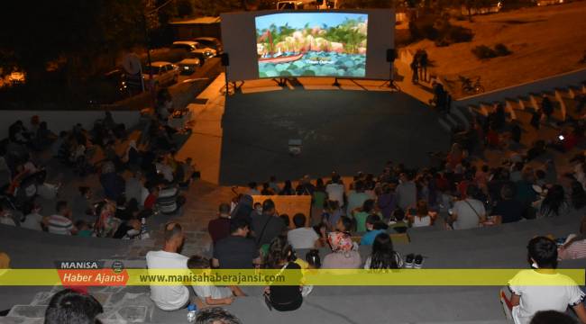 ŞEHZADELERDE ‘AÇIK HAVA SİNEMA GÜNLERİ’ BÜYÜK BEĞENİ ALDI