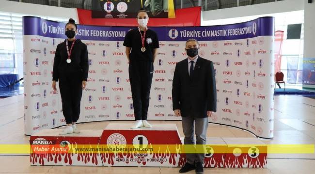 Akhisarlı Nil Deniz, Türkiye Şampiyonu oldu