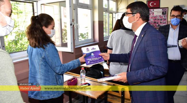 ŞEHZADELER BELEDİYESİ’NDEN LGS ÖĞRENCİLERİNE ÜCRETSİZ SORU BANKASI