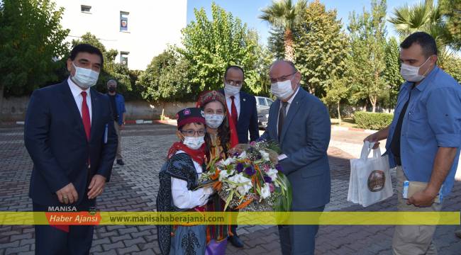 Vali Yaşar Karadeniz, Ahmetli İlçesini Ziyaret Etti