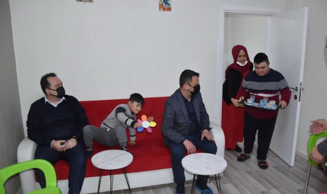 Başkan Dutlulu’dan, özel çocuklar sürpriz ziyaret