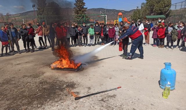 Büyükşehir İtfaiyesinden Binlerce Öğrenciye Temel Eğitim