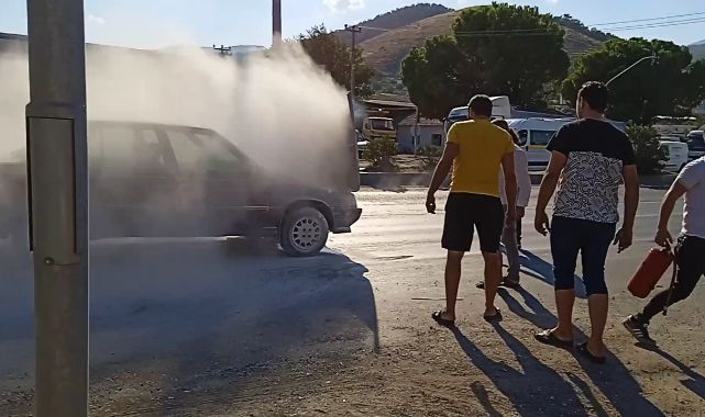 Seyir halindeki araç alev aldı...