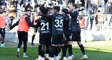 Manisa FK, Kocaelispor'u mağlup etti