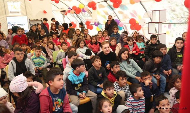 DEÜ DEPREMİN YIL DÖNÜMÜNDE BÖLGEYİ UNUTMADI