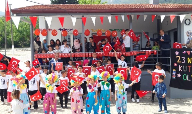 Yunusemre İlçe Milli Eğitim Müdürü Okul Etkinliğine Katıldı