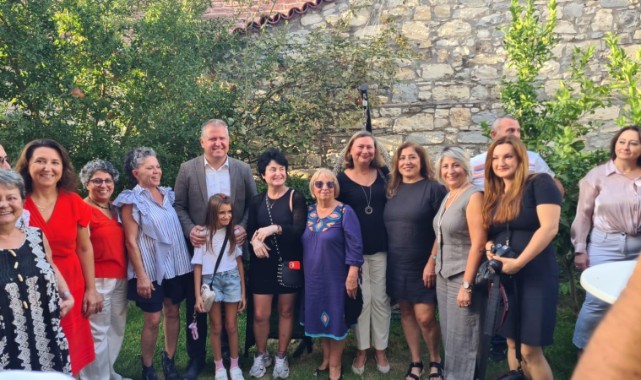 Bizce Seramik Atölyesi sergi açılışı Urla’da yapıldı