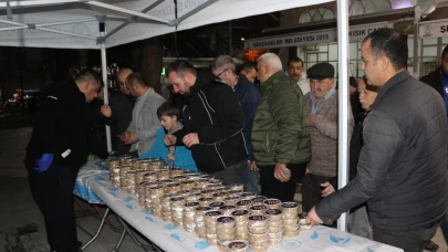 Manisa Büyükşehir Belediyesi Kandil Geleneğini Yaşatıyor