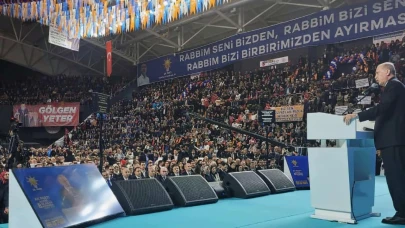 Erdoğan, AK Parti Manisa İl Kongresi'ne Katıldı