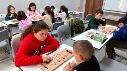 Edremit Belediyesi’nden Çocuklara Zeka Oyunları Atölyesi