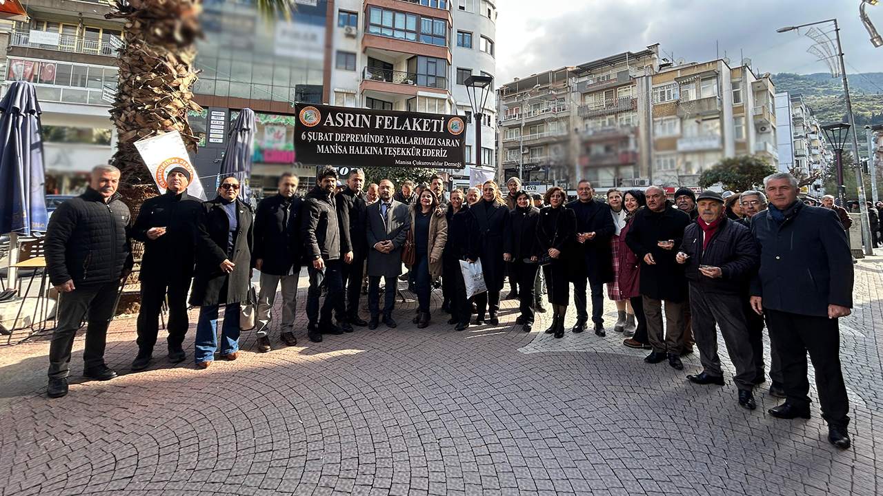 Manisa Çukurovalılar Deprem Şehitlerini Andı