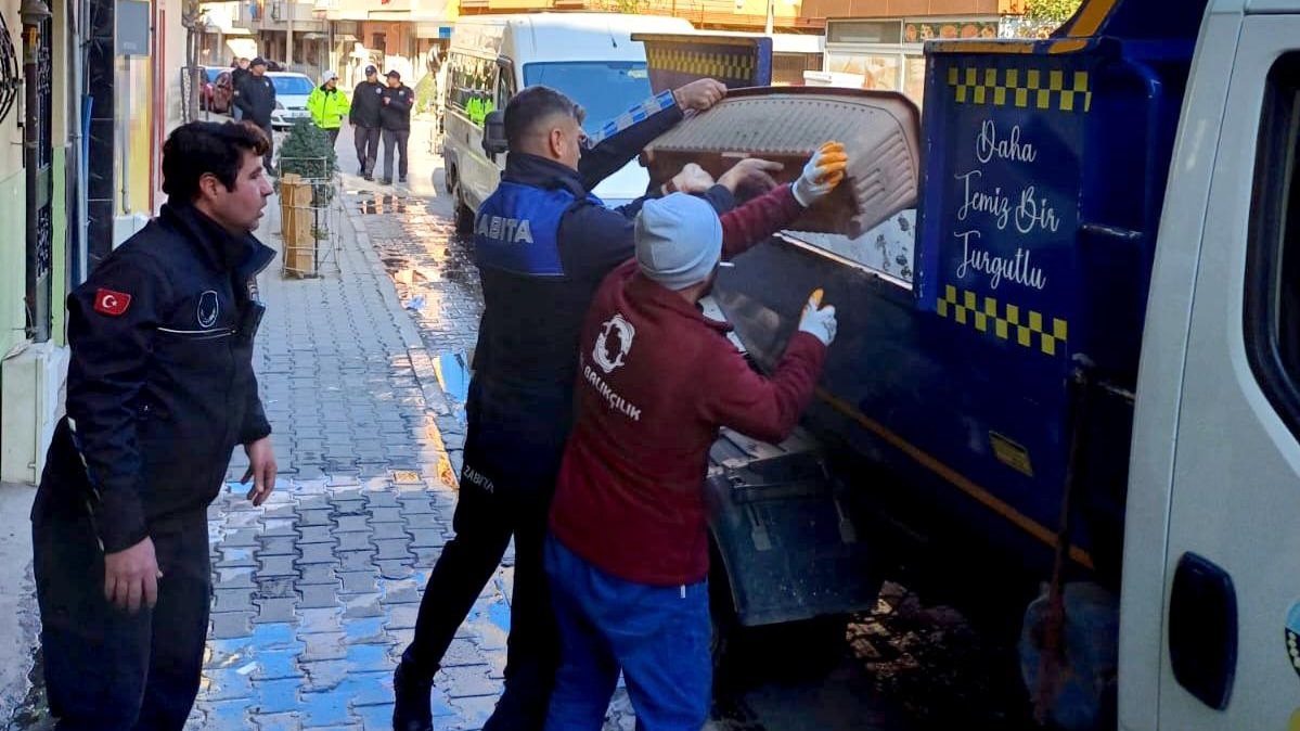 Turgutlu Zabıtası İşgal Denetimlerini Sürdürüyor