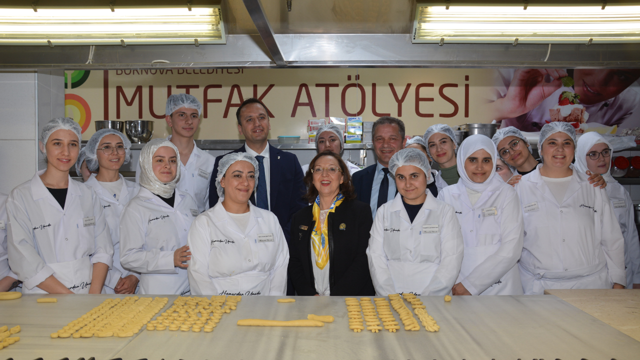 Bornova’da Ücretsiz Pastacılık ve Ekmekçilik Kursu Başladı