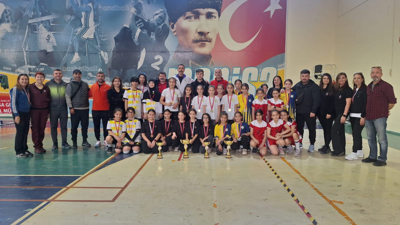 Manisa’da Okul Sporları İl Birinciliği Müsabakaları Tamamlandı