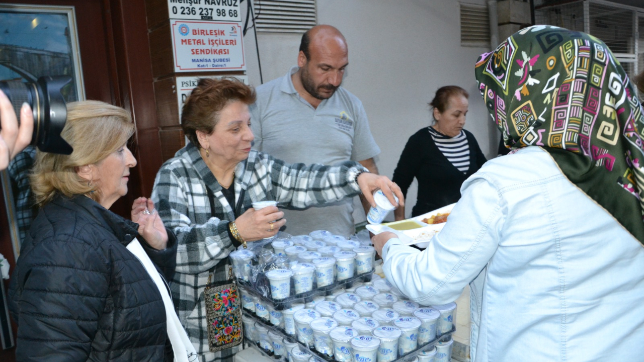 Türkiye Yardım Sevenler Derneği Manisa Şubesi’nden Geleneksel İftar Buluşması