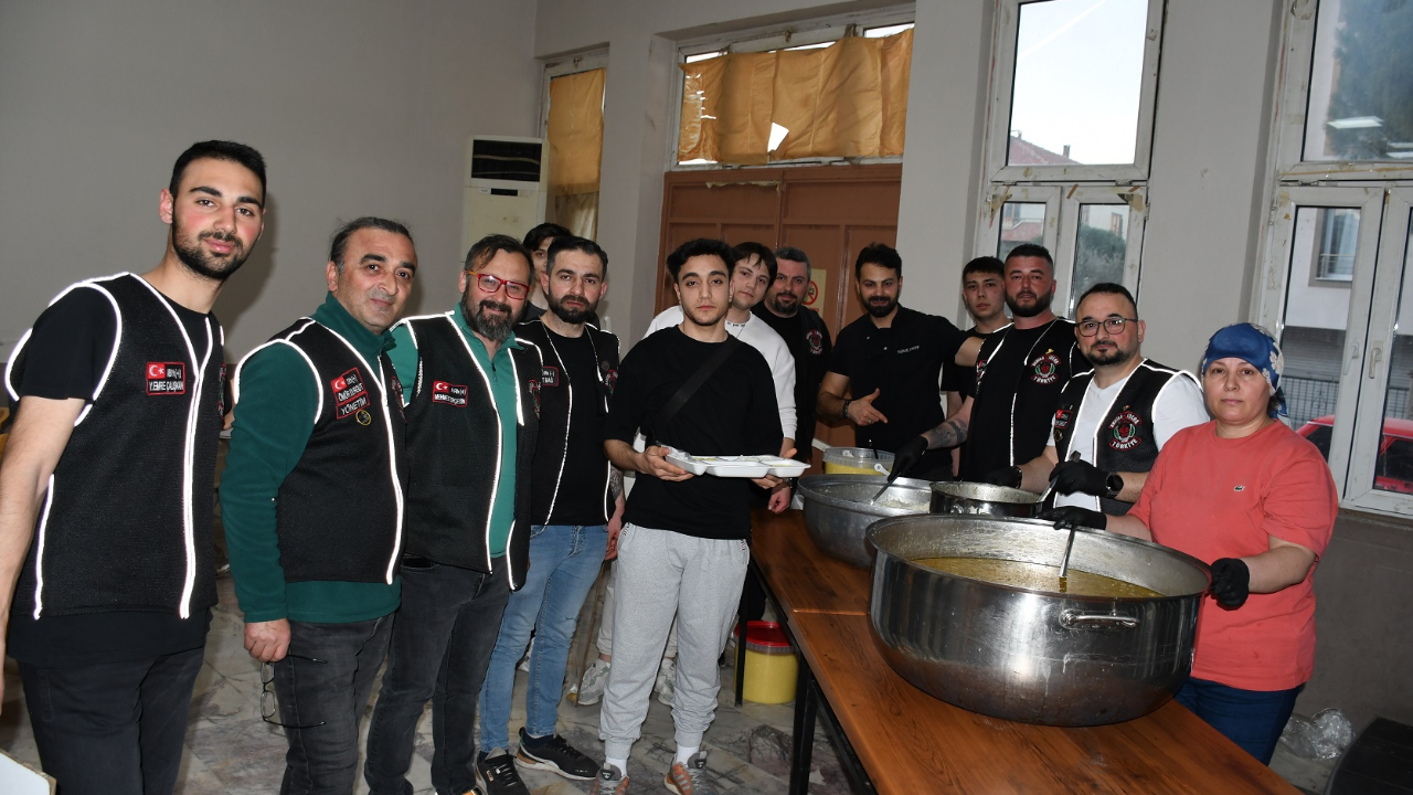 Motosiklet Tutkunları Akhisar Riders Kulübü İftarında Buluştu