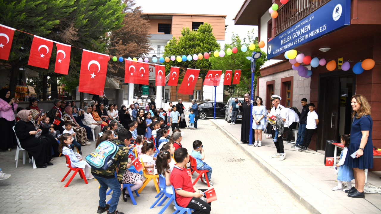 Yunusemre’de 23 Nisan Coşkusu Miniklerin Etkinlikleriyle Taçlandı