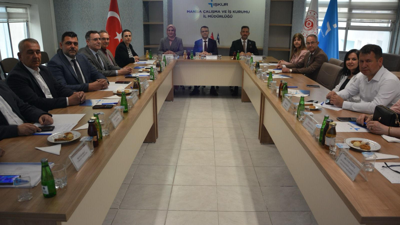 Manisa&#039;da İstihdam ve Eğitim Stratejileri Masaya Yatırıldı