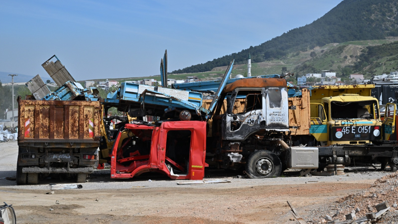 Manisa Büyükşehir’den 350 Tonluk Hurda Geri Dönüşüm Hamlesi