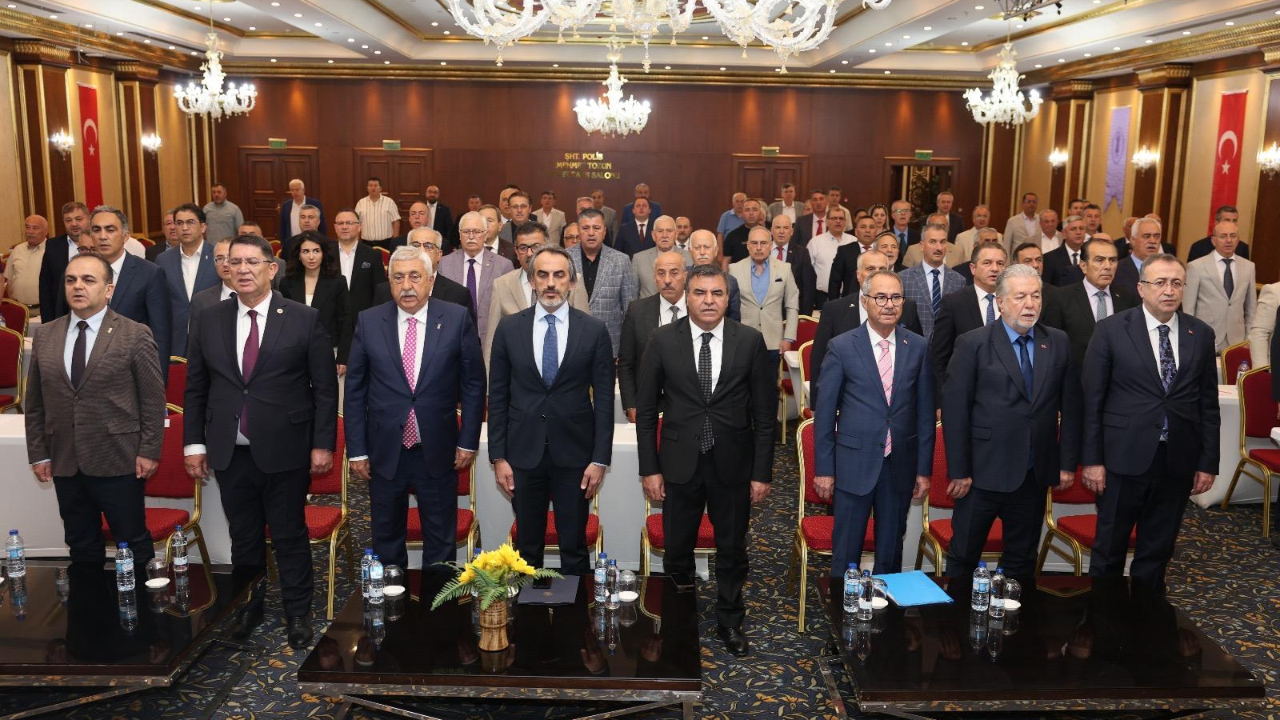 Esnafın Sorunları İzmir’de Masaya Yatırıldı