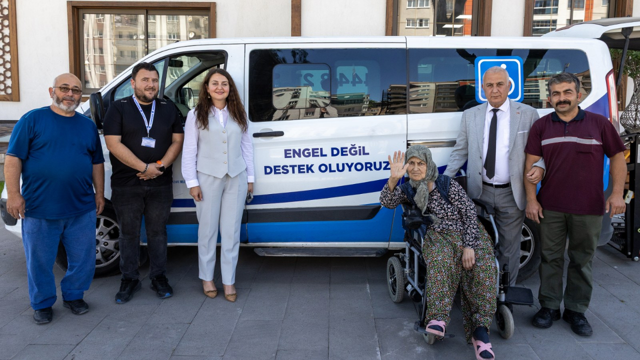 Yunusemre Belediyesi&#039;nden Engelli Vatandaşlara Destek Eli