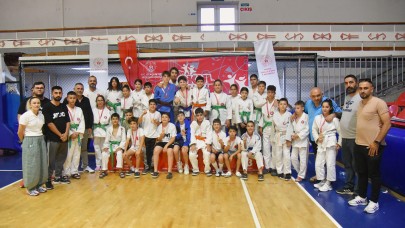 Yunusemreli Judocular 19 Madalya ile Mardin Yolcusu